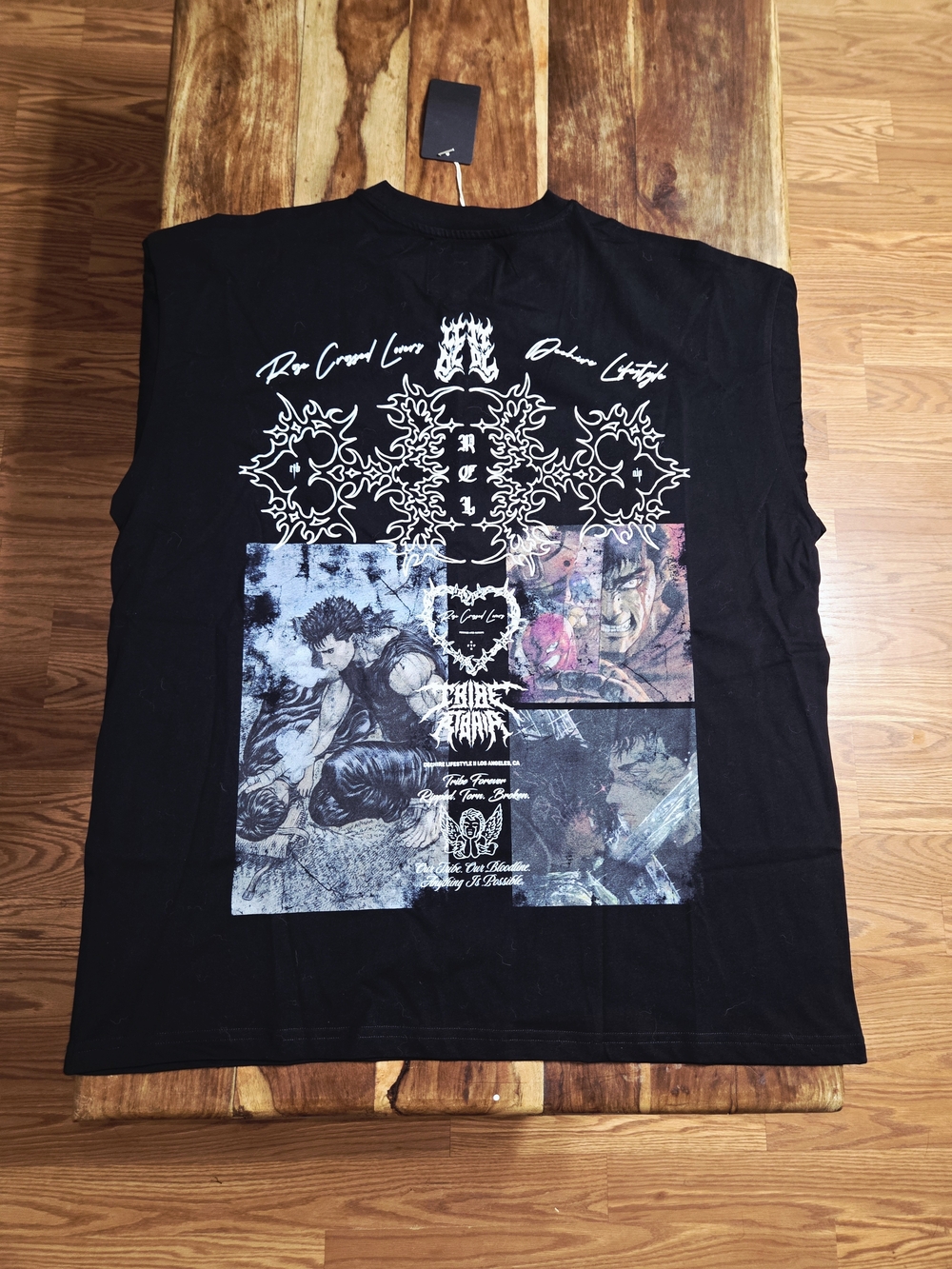 Deshire/Berserk Collab Men's "Pain, Devotion, Sacrifice" Graphic Tee Size XL